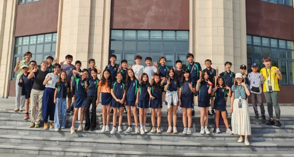 行走的课堂！墨尔文全球研学：香港出发，成都相遇(图1)